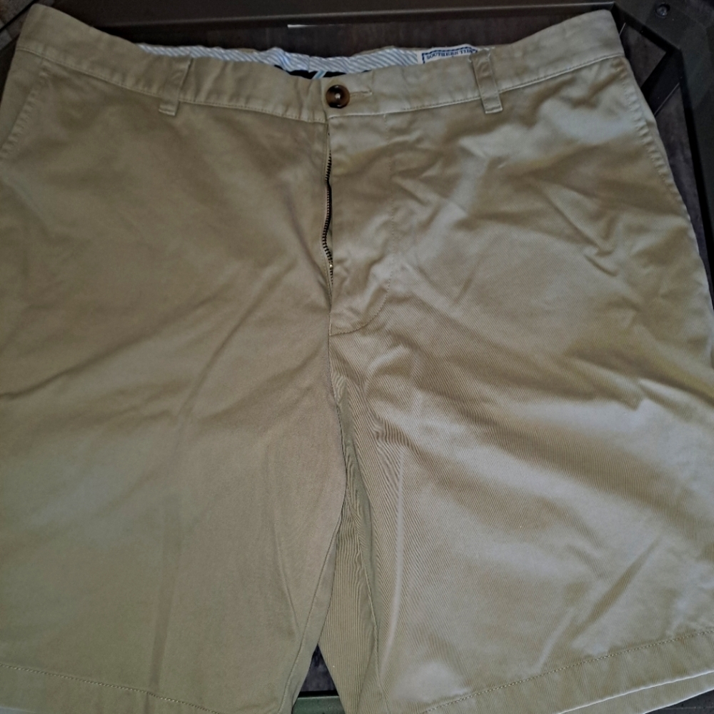 Southern Tide Khaki Short